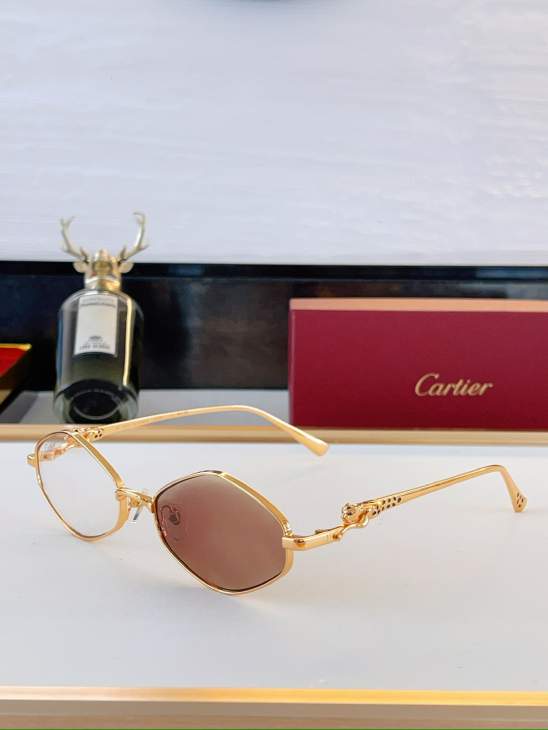 Picture of Cartier Sunglasses _SKUfw80049574fw